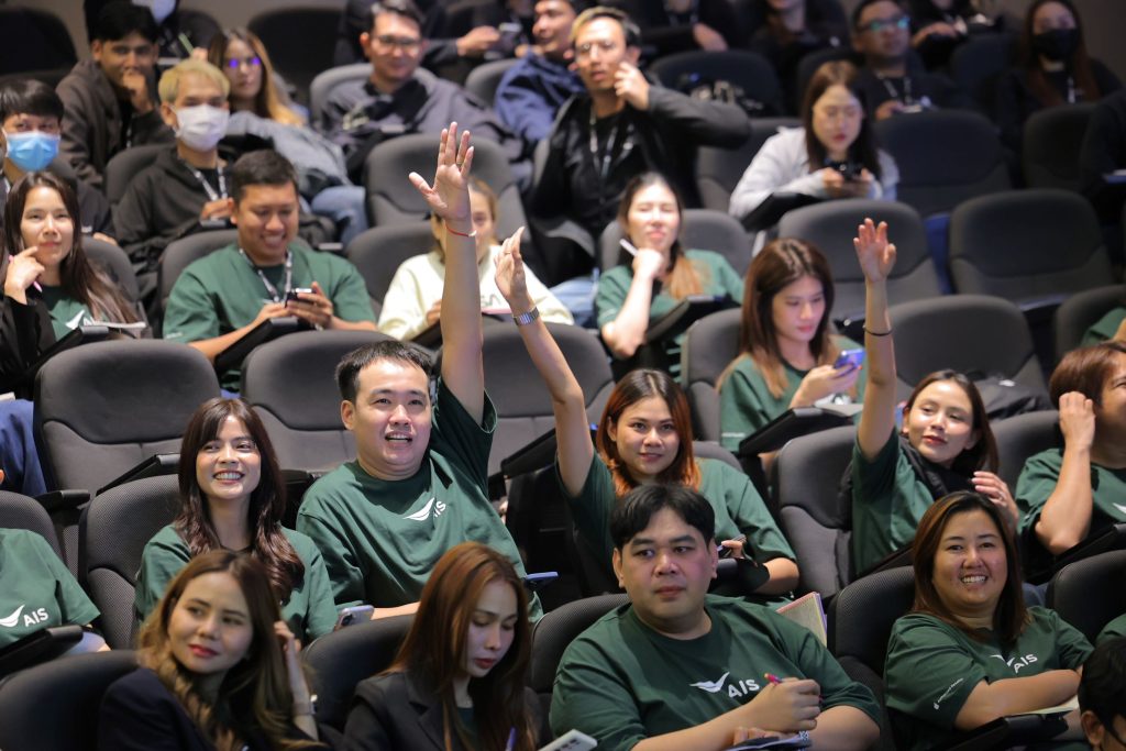 AIS Launches “AIS Pro” – A Comprehensive Smartphone Care Program